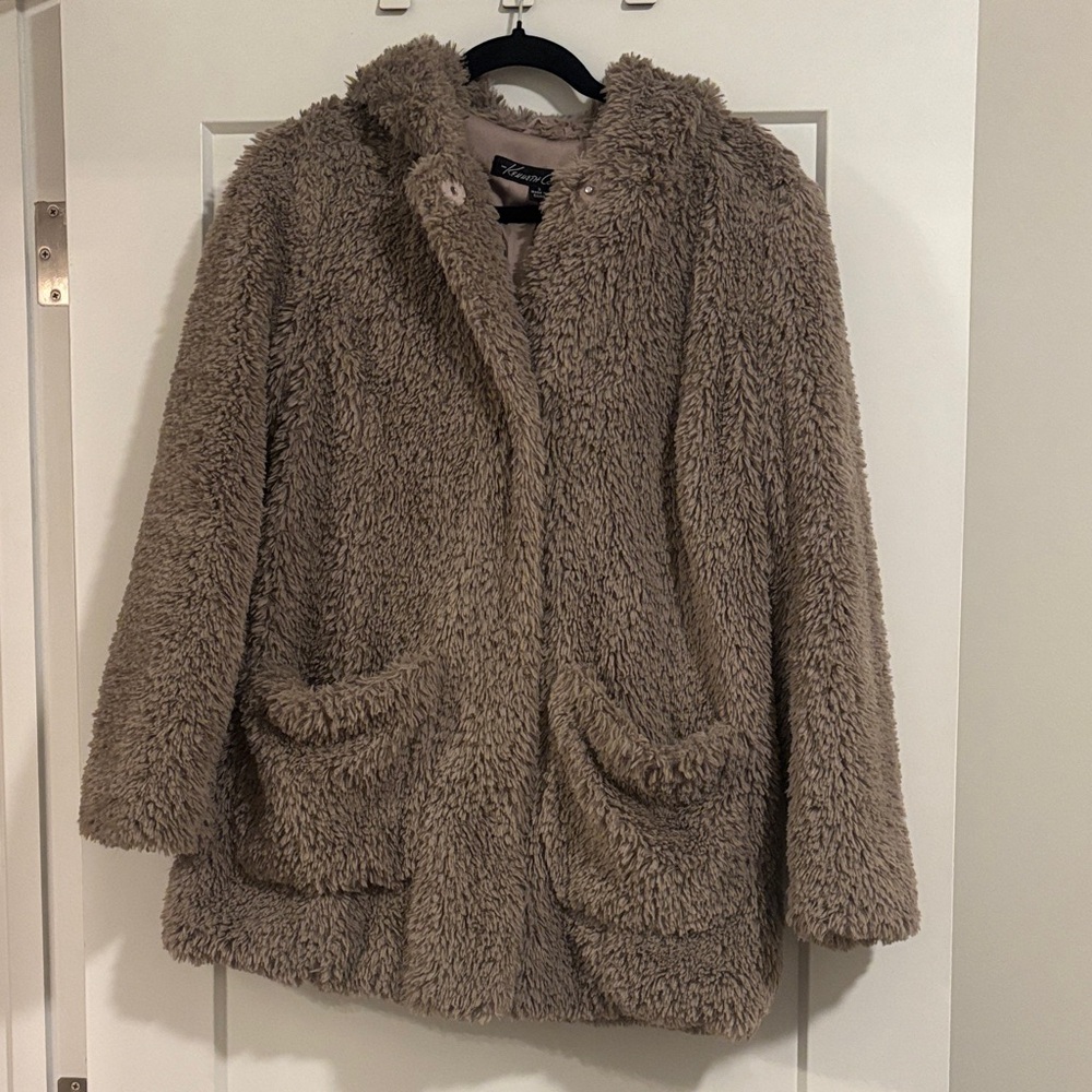 Kenneth Cole Tan Teddy Jacket
